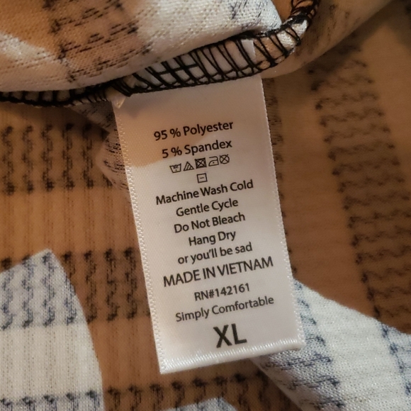 Lularoe Cassie XL NWT - Picture 3 of 3